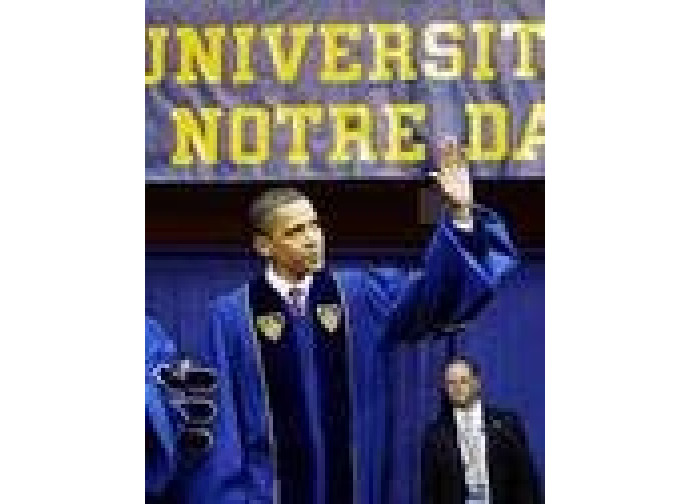 Obama laureato da Notre Dame